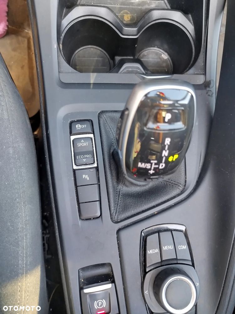 BMW X1 sDrive18i - 9