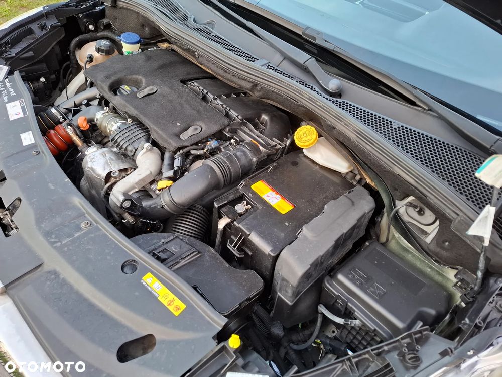 Peugeot 2008 e-HDi FAP 92 STOP & START Allure - 29