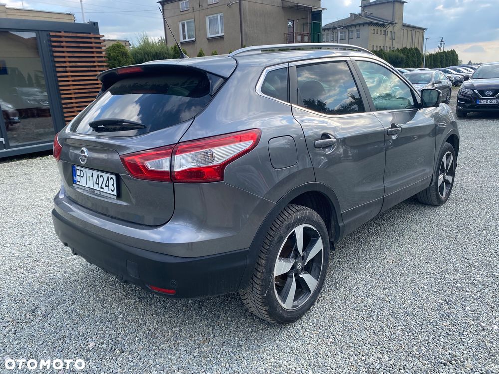 Nissan Qashqai 1.6 DIG-T N-Connecta - 39