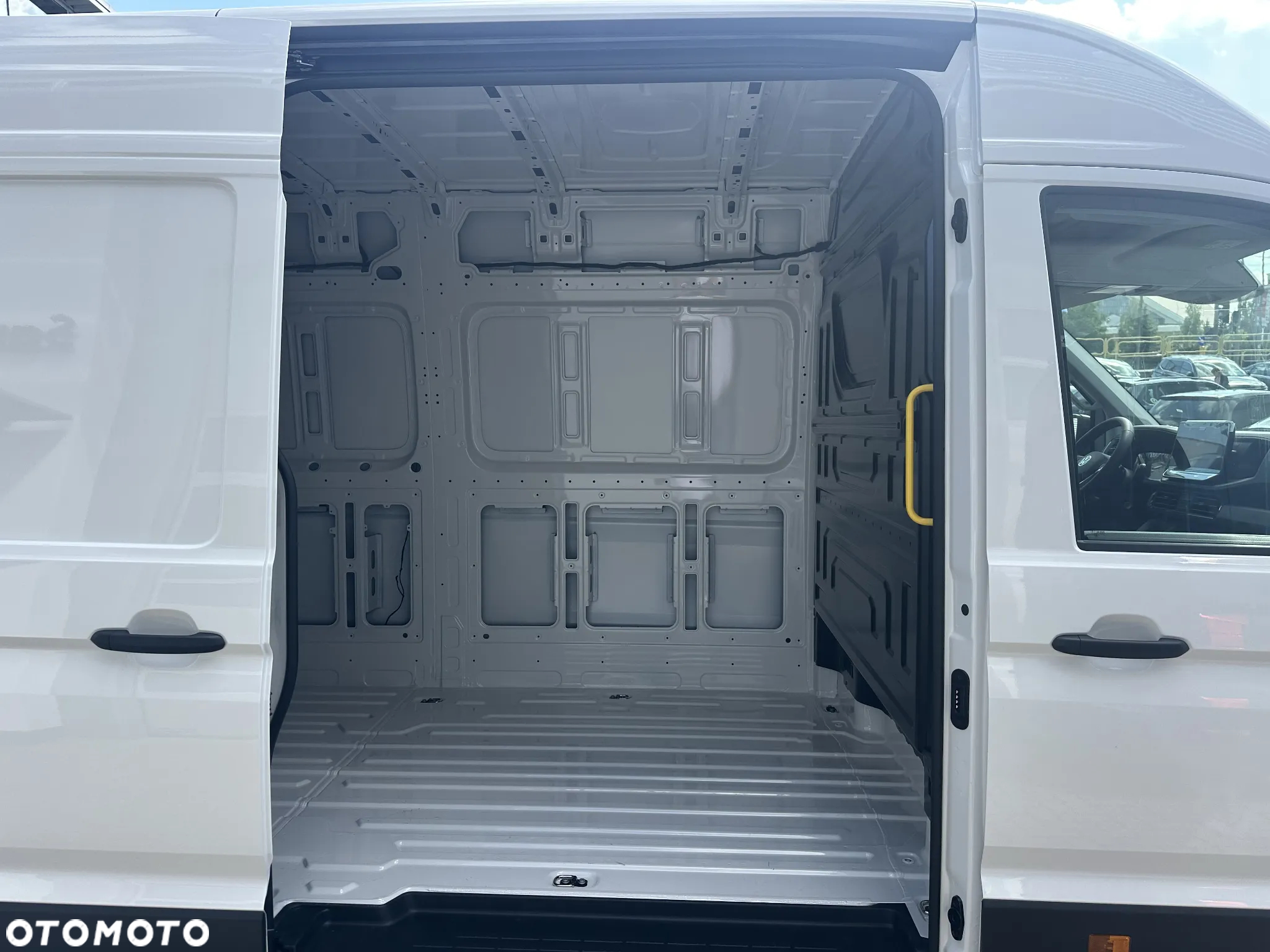 Volkswagen Crafter - 10
