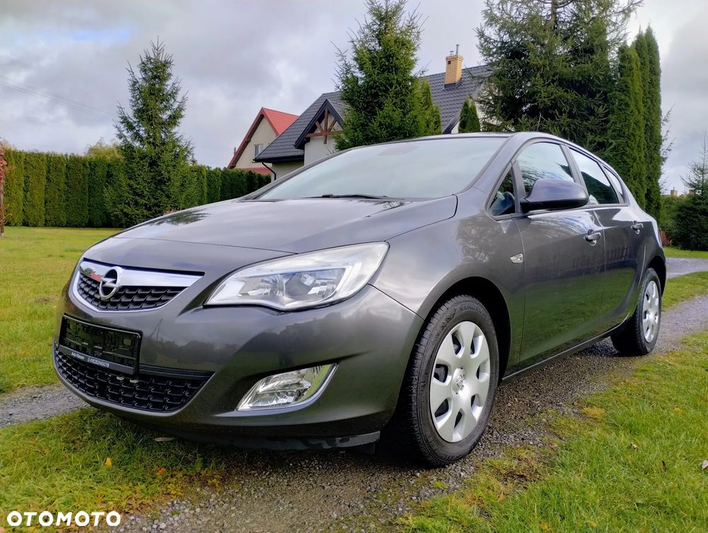 Opel Astra - 1