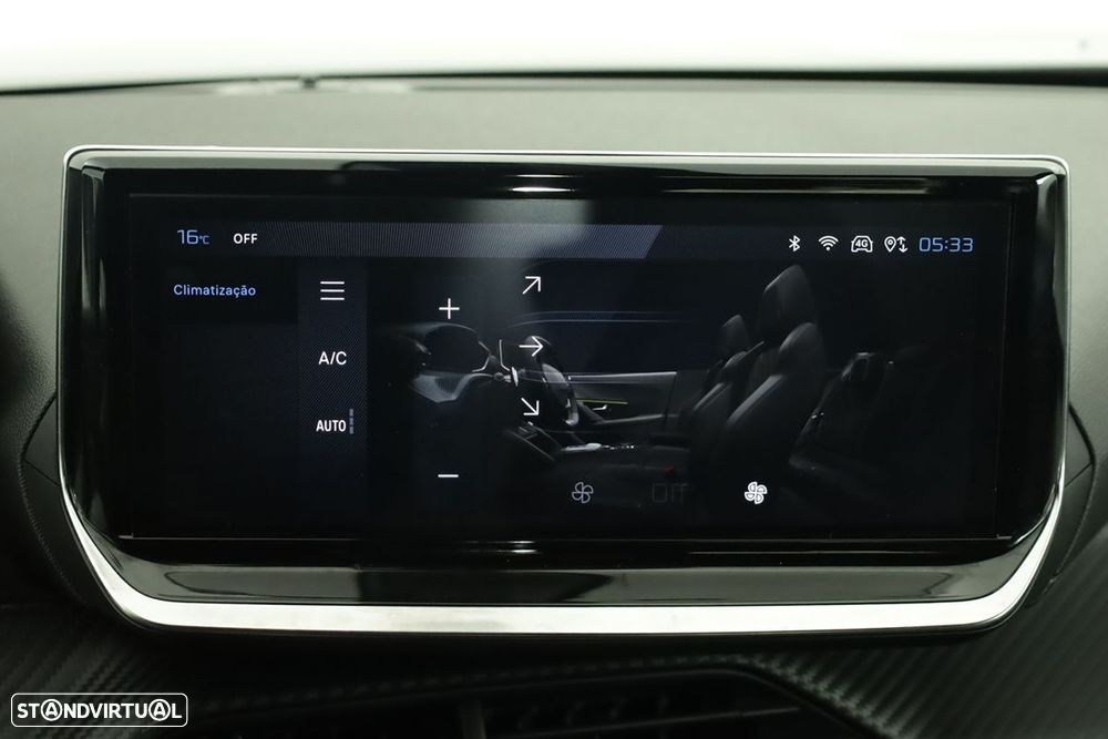 Peugeot 2008 1.2 PureTech Allure EAT8 - 12