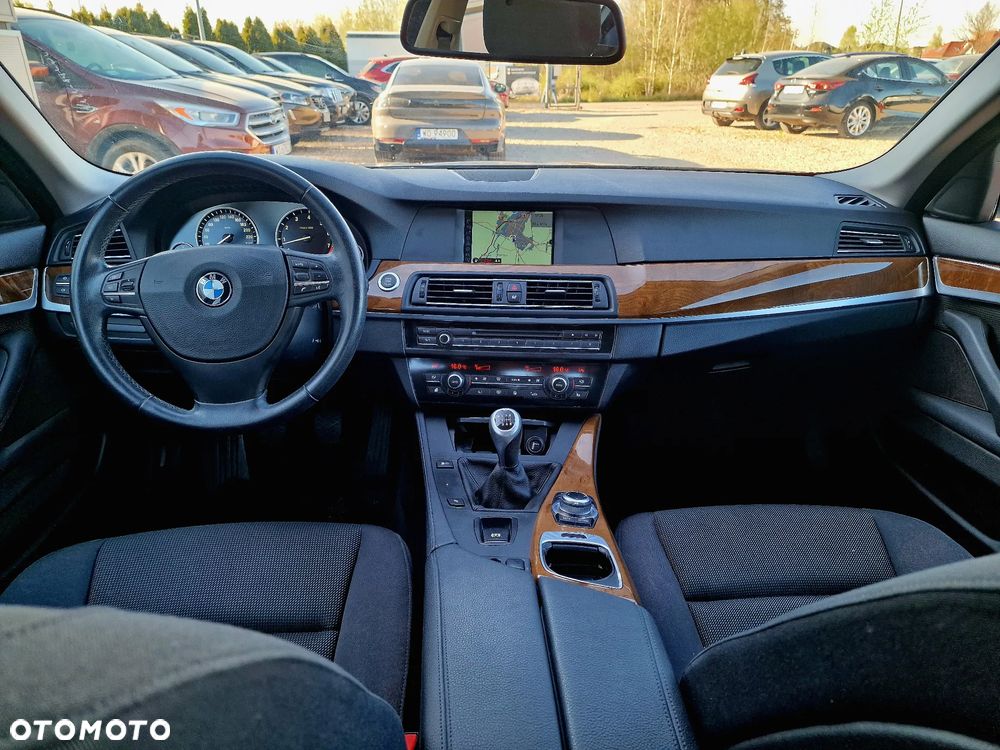 BMW Seria 5 - 15