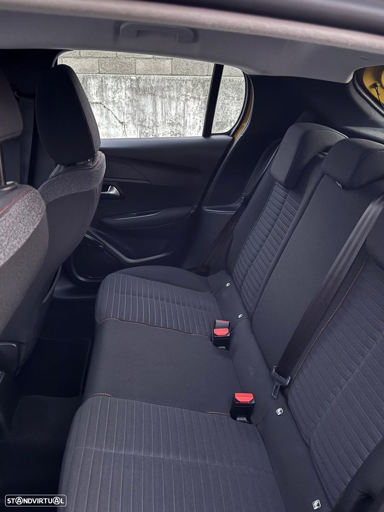 Peugeot 208 BlueHDi 100 Active Pack - 11