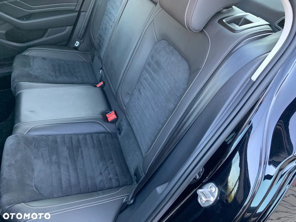 Volkswagen Passat 1.5 TSI EVO Elegance DSG - 15