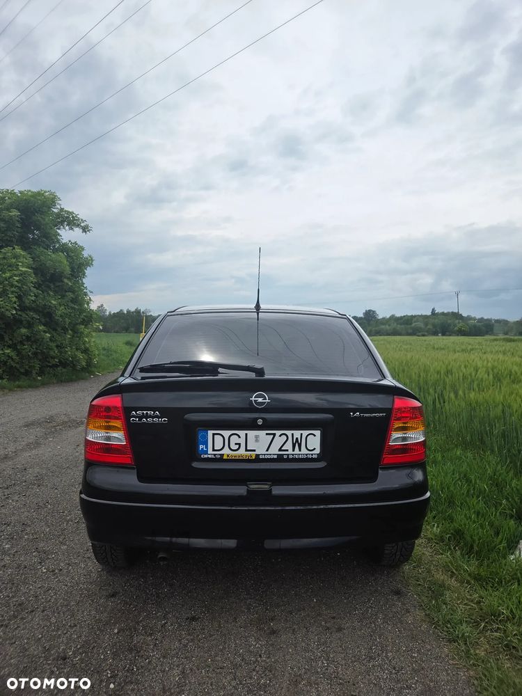Opel Astra - 9