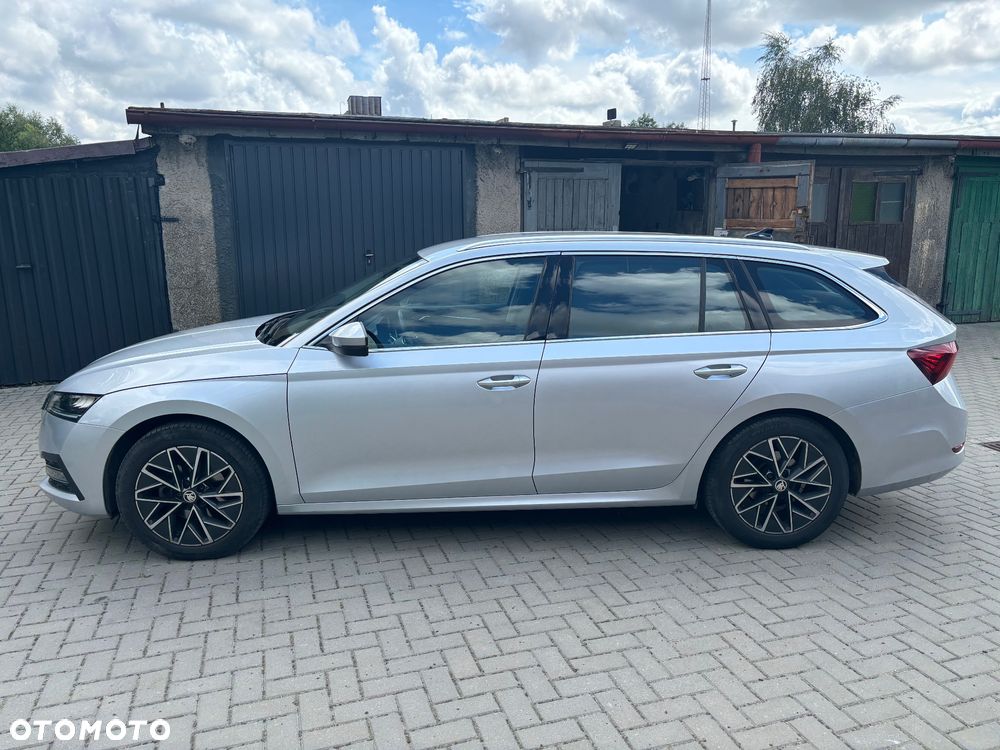 Skoda Octavia 2.0 TDI SCR Style DSG - 2