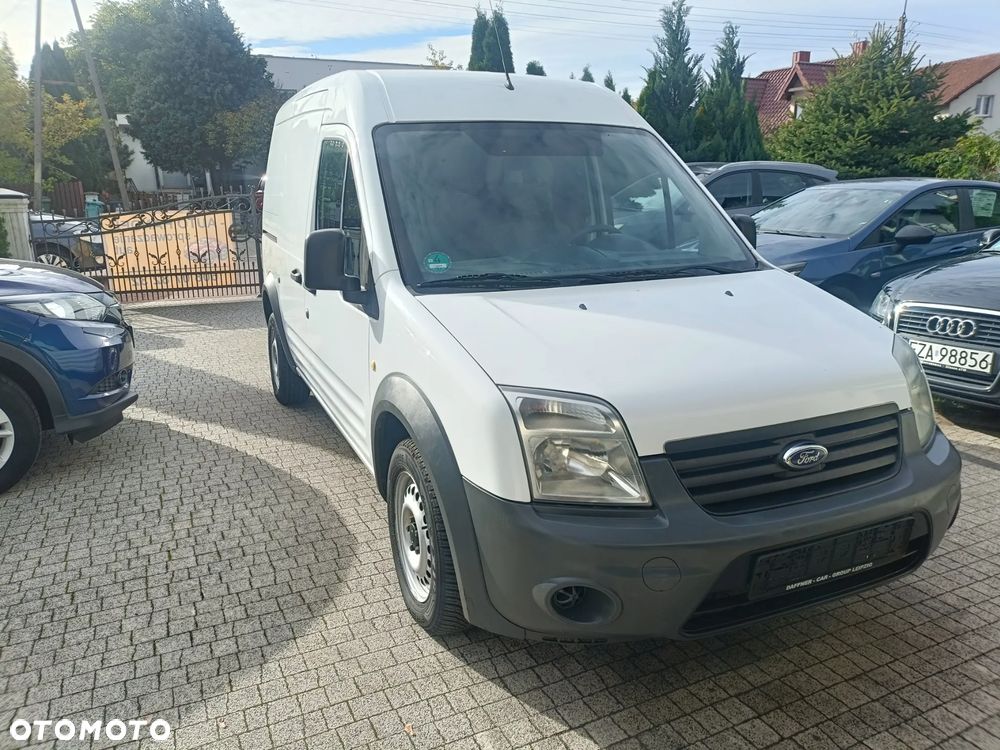 Ford Transit Connect - 13