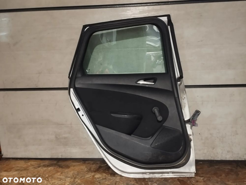 DRZWI LEWY TYŁ OPEL ASTRA J KOMBI 2009/2015 ROK SREBRNE - 10