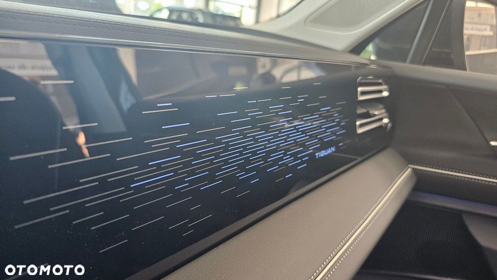 Volkswagen Tiguan - 27