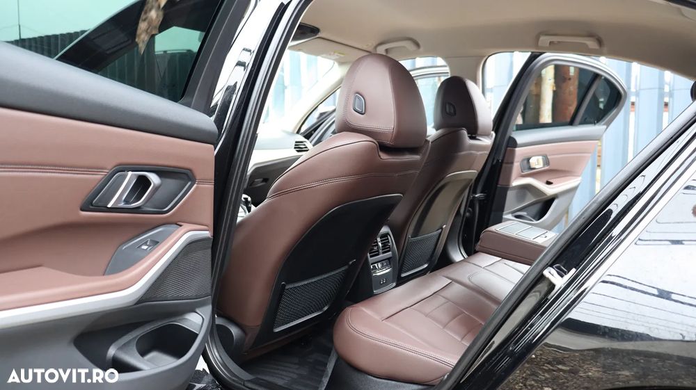 BMW Seria 3 320d Aut. Efficient Dynamics Edition Edition Luxury Line Purity - 13