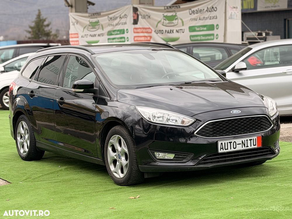 Ford Focus - 11