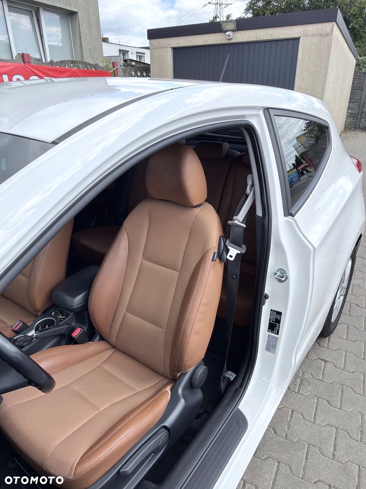 Hyundai i30 1.6 CRDi Premium - 16
