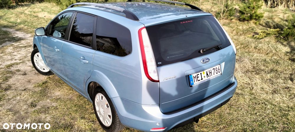 Ford Focus 1.6 16V Trend - 17
