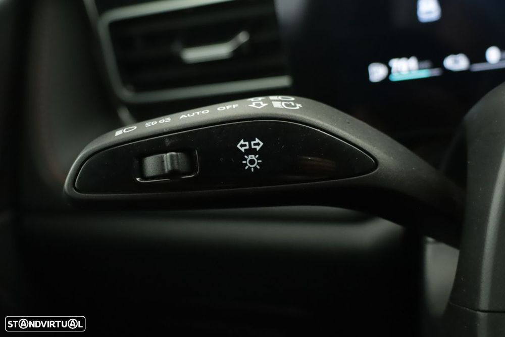 MG EHS 1.5 T-GDI Plug-in Hybrid Luxury - 18