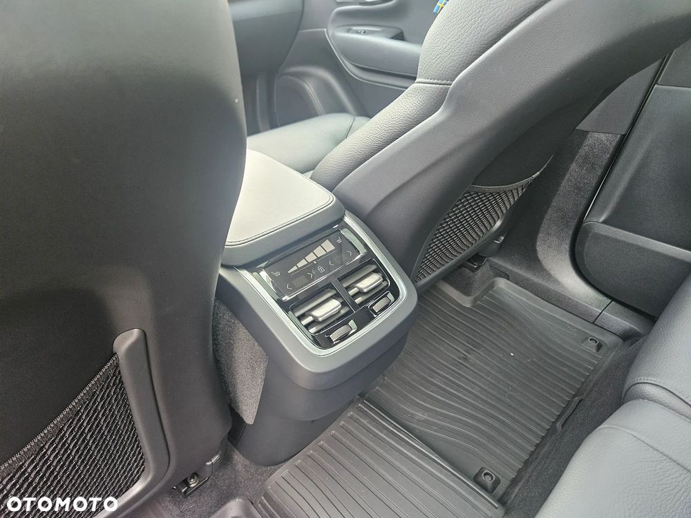 Volvo XC 90 B6 B AWD Geartronic Inscription - 27