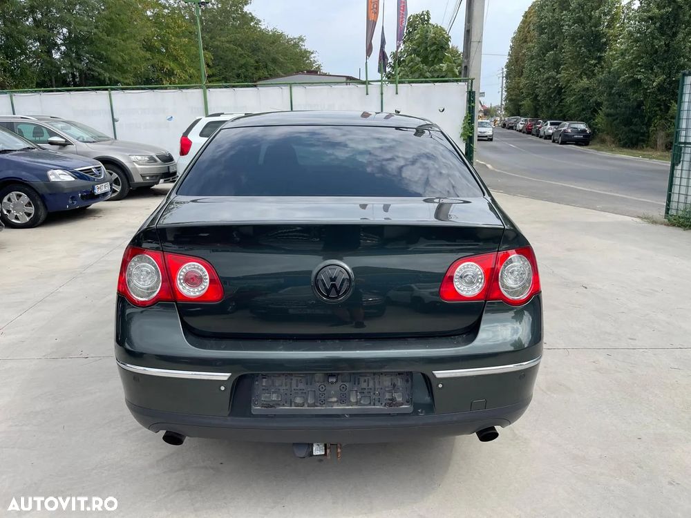 Volkswagen Passat - 18