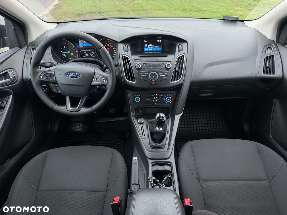 Ford Focus - 8