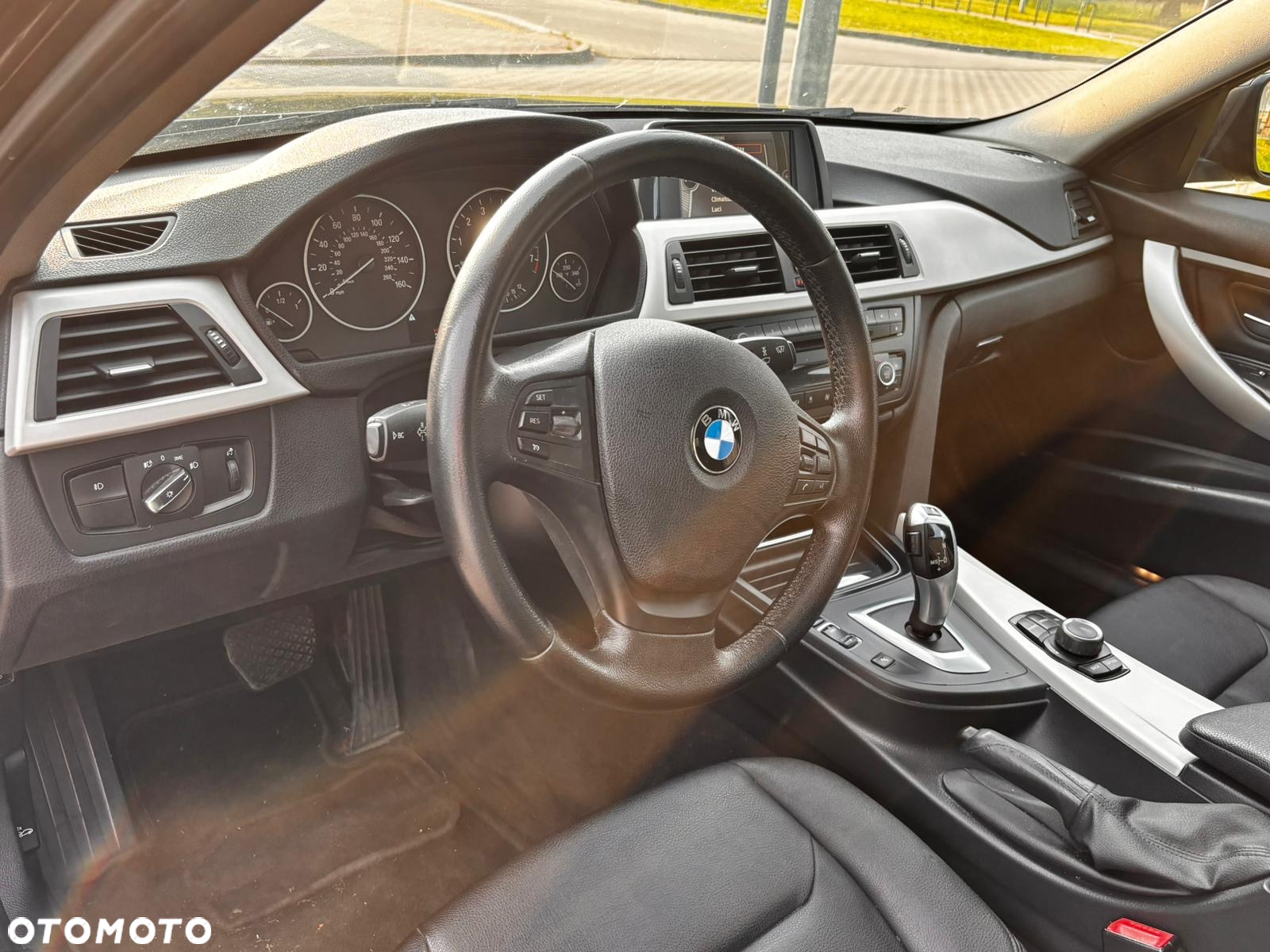 BMW Seria 3 - 15