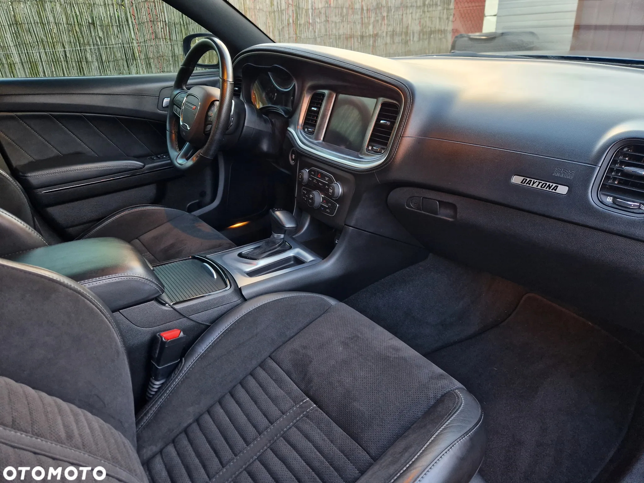 Dodge Charger 5.7 R/T Daytona - 19