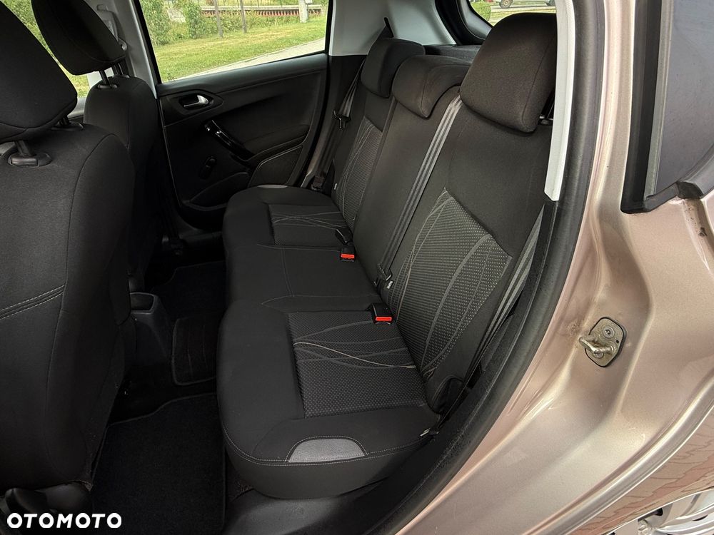 Peugeot 208 1.4 VTi Allure - 10