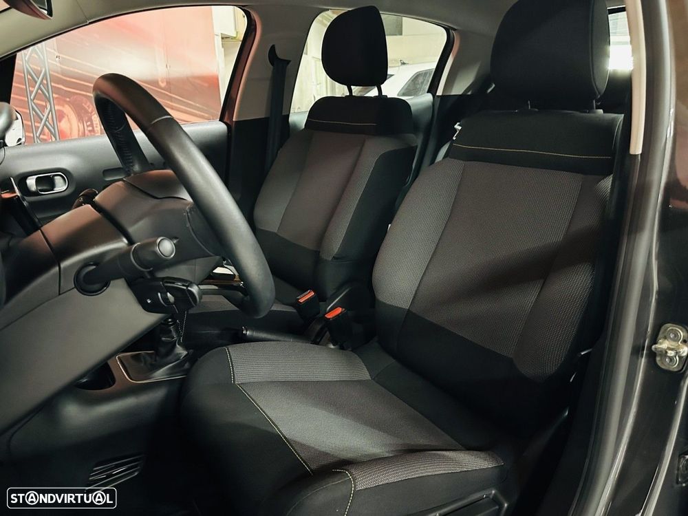 Citroën C3 1.2 PureTech Shine - 6