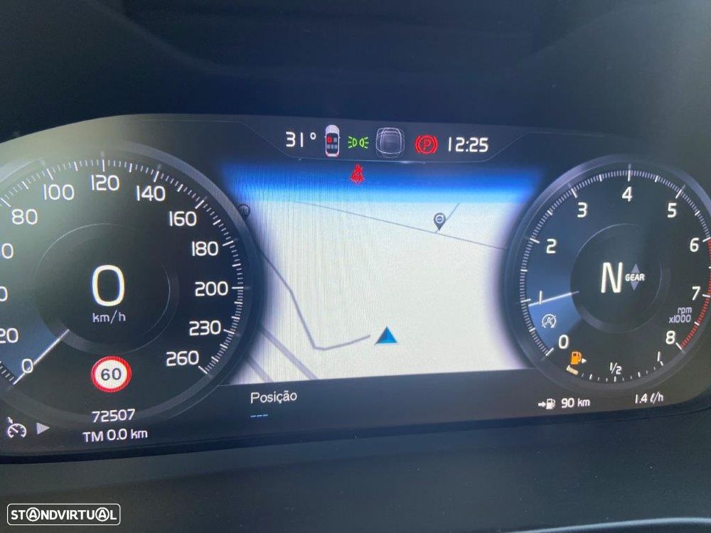 Volvo XC 40 1.5 T2 Momentum Plus - 17