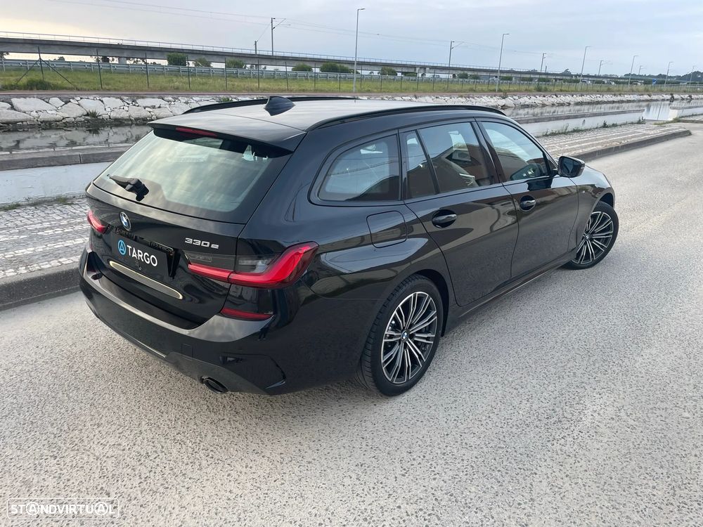 BMW 330 e Aut. M Sport - 39