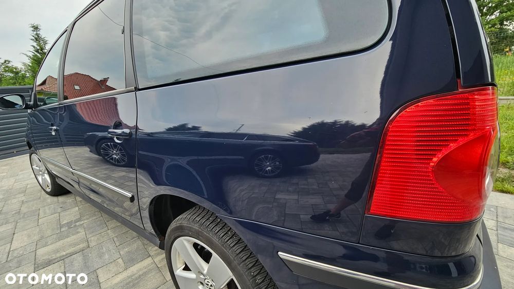 Volkswagen Sharan 2.0 TDI Comfortline - 18