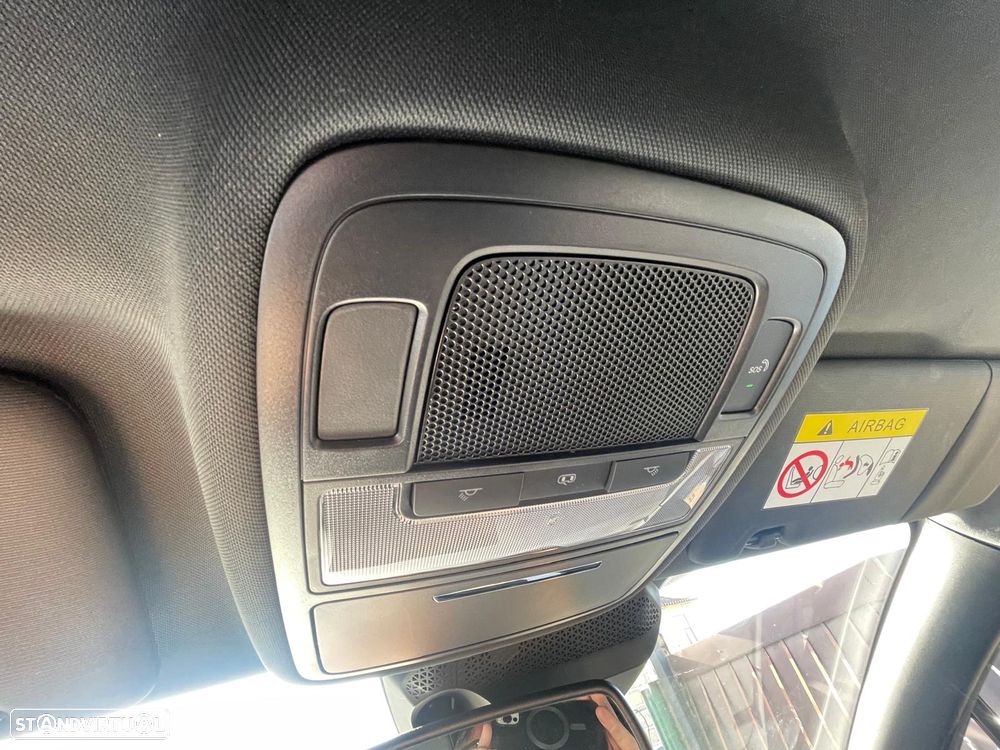 MG MG4 64 kWh Luxury - 13