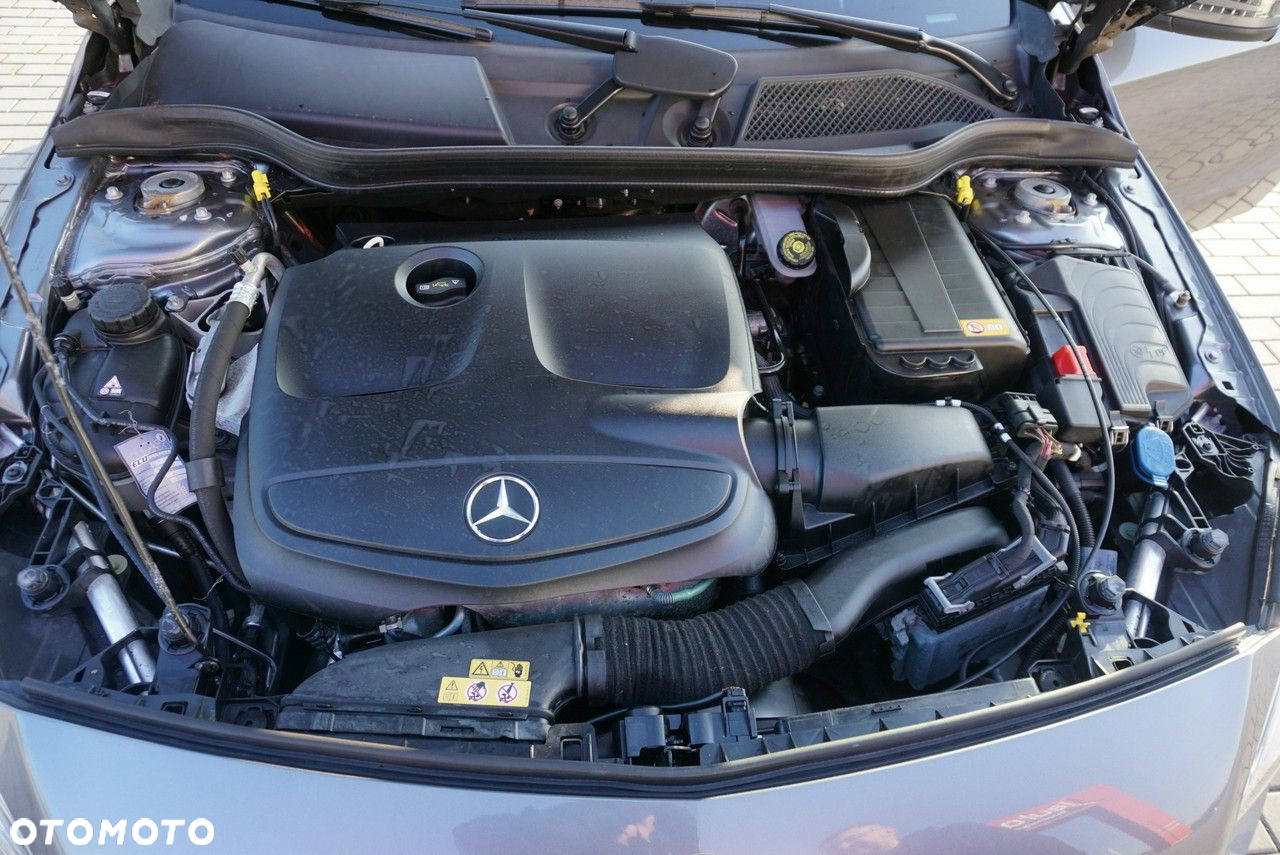 Mercedes-Benz Klasa A 180 (BlueEFFICIENCY) 7G-DCT Urban - 28