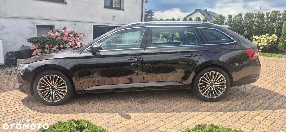 Skoda Superb 2.0 TDI SCR Style DSG - 2