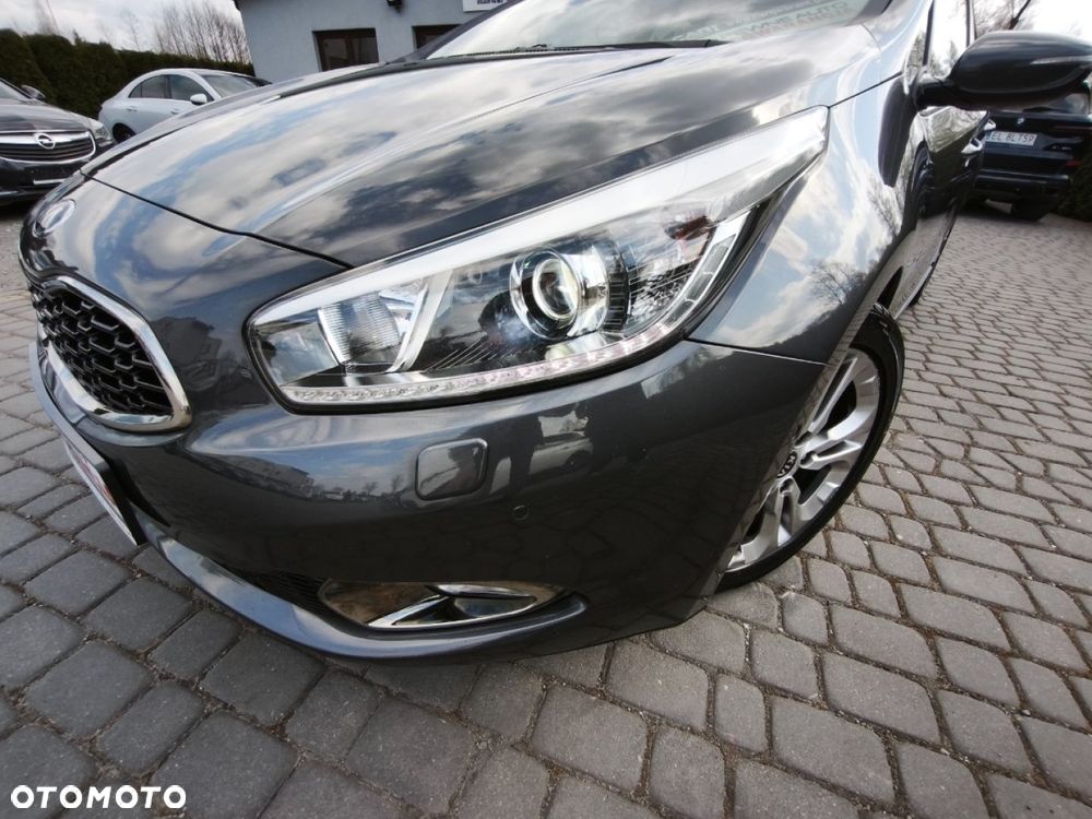 Kia Ceed - 21