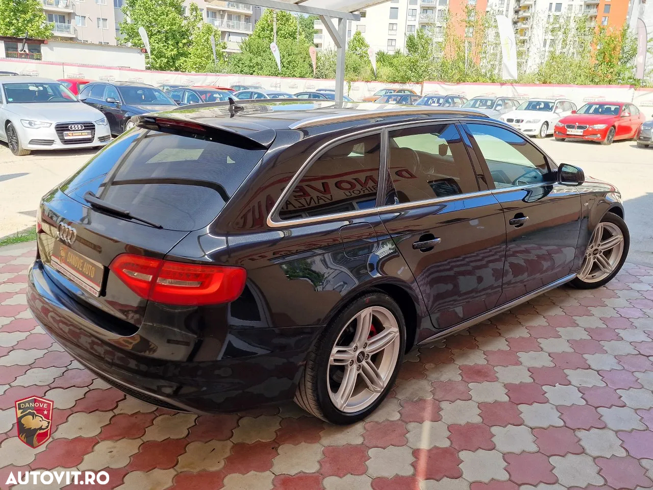 Audi A4 Avant 2.0 TDI DPF quattro S line Sportpaket - 12