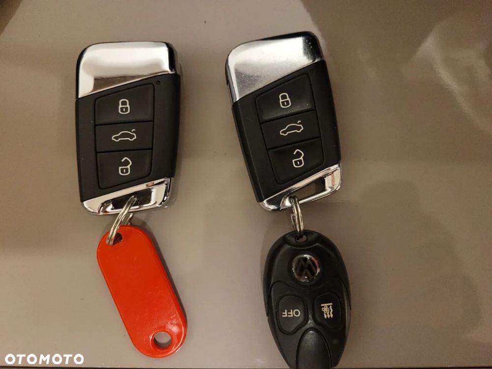 Volkswagen Passat - 9