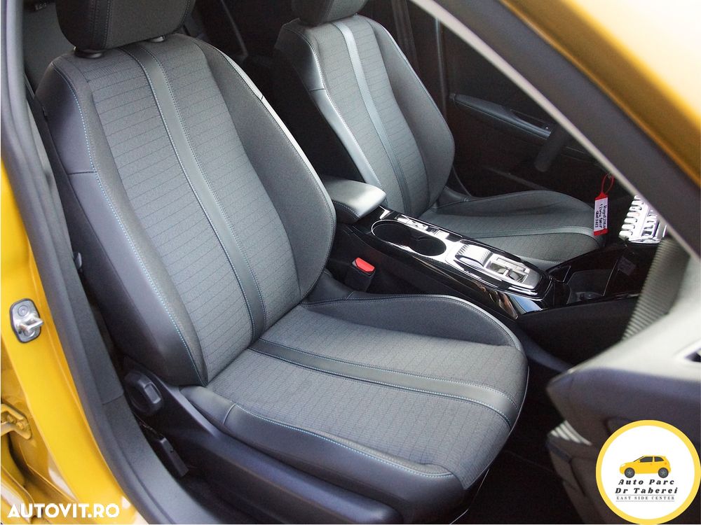 Peugeot 208 PureTech 100 EAT8 Allure Pack - 28