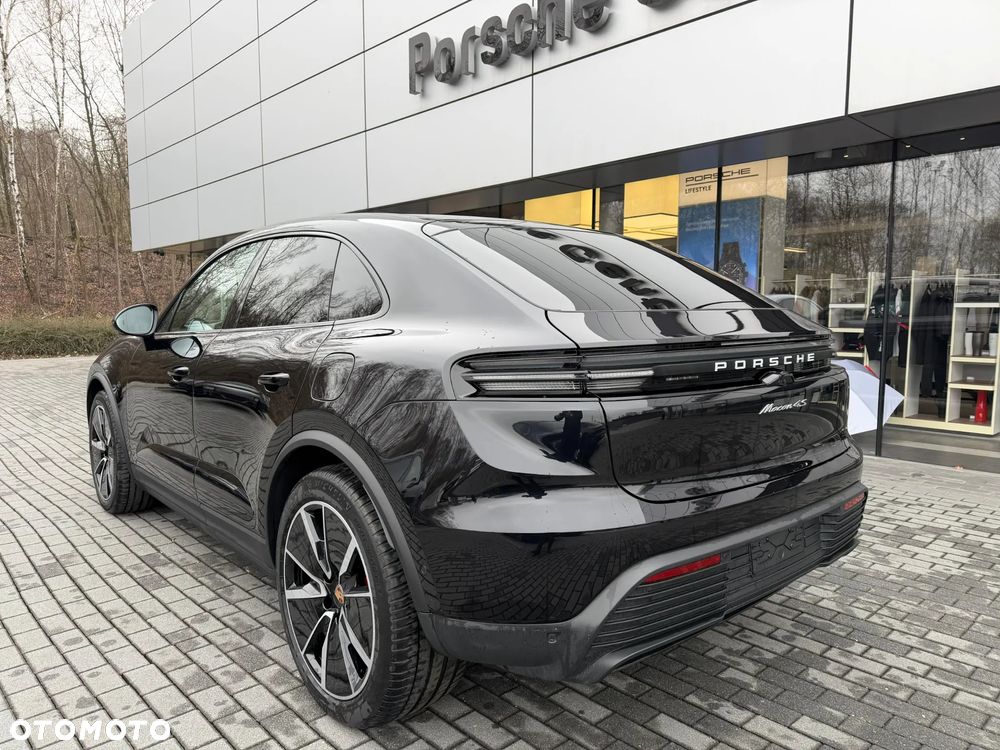 Porsche Macan - 5