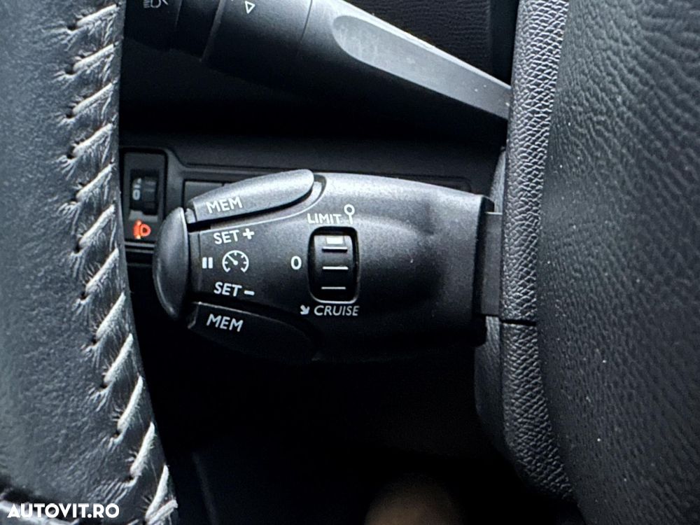Peugeot 308 - 19
