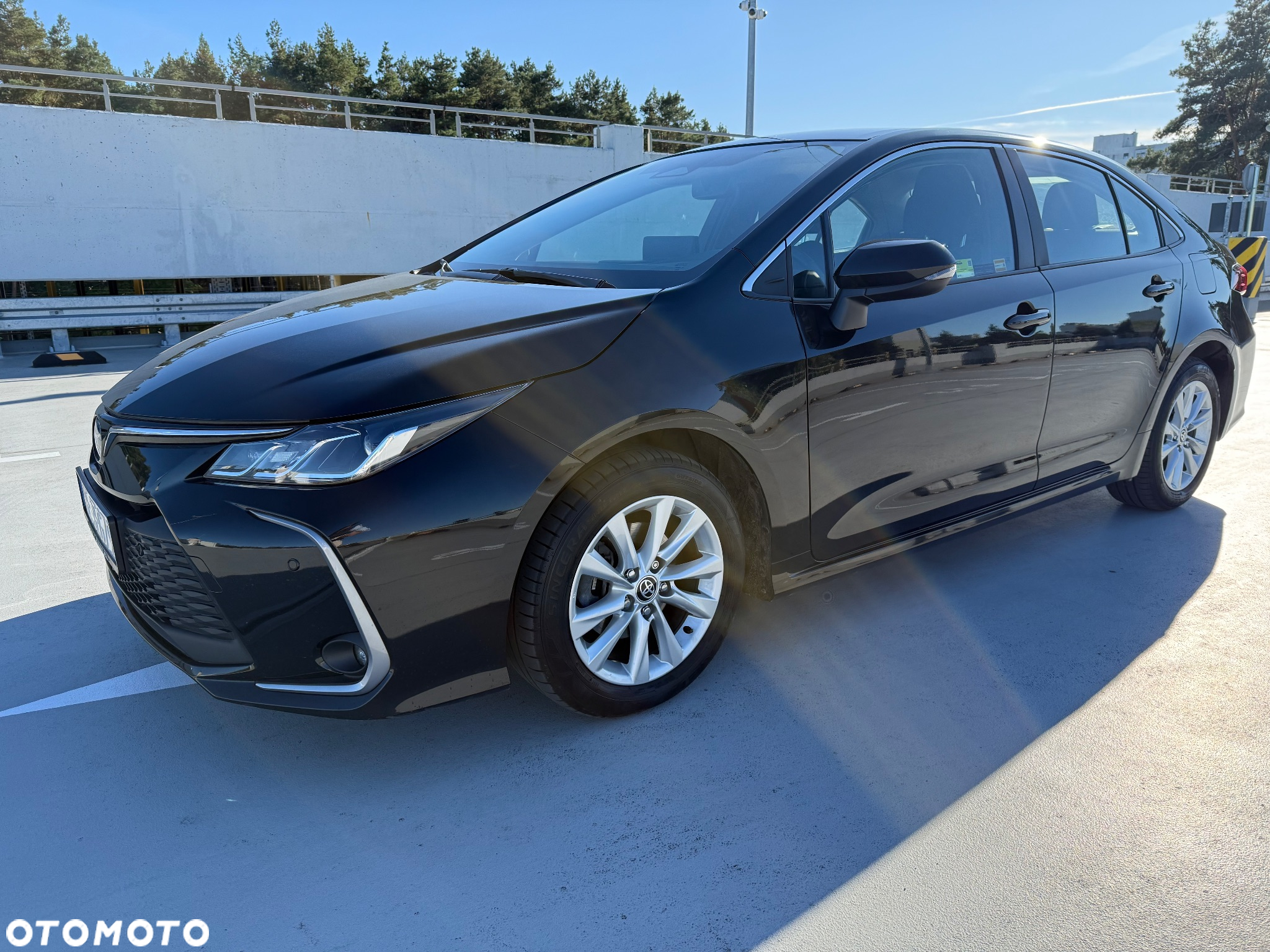 Toyota Corolla 1.8 Hybrid Comfort - 2