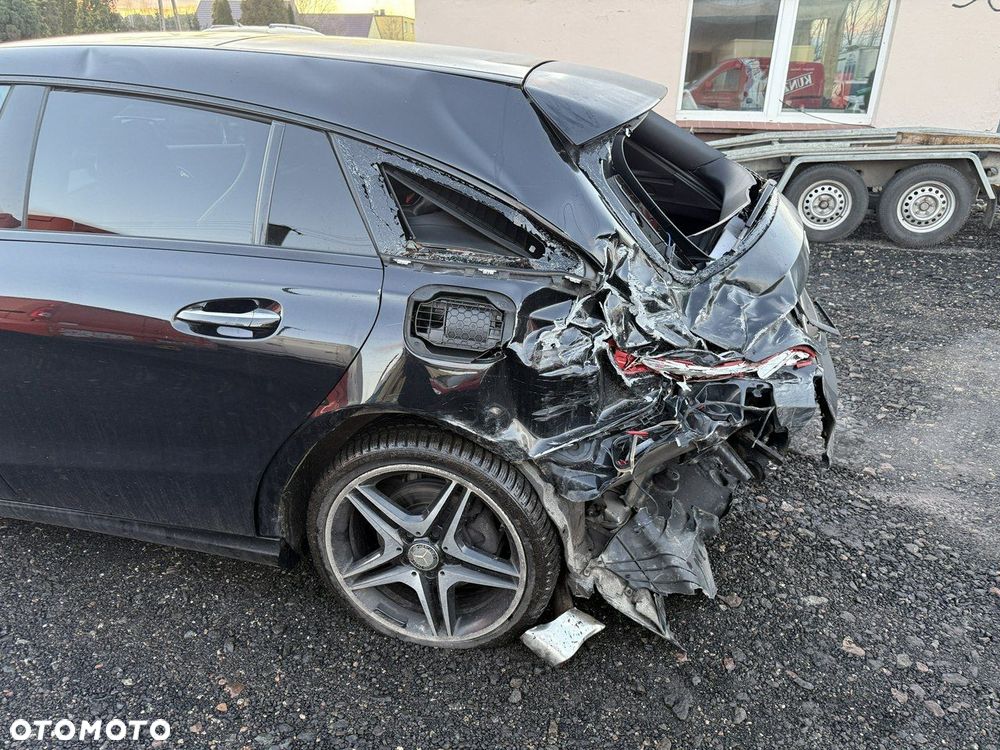 Mercedes-Benz CLA - 15