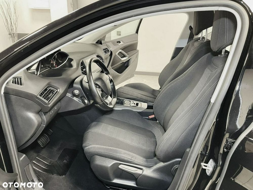 Peugeot 308 - 16
