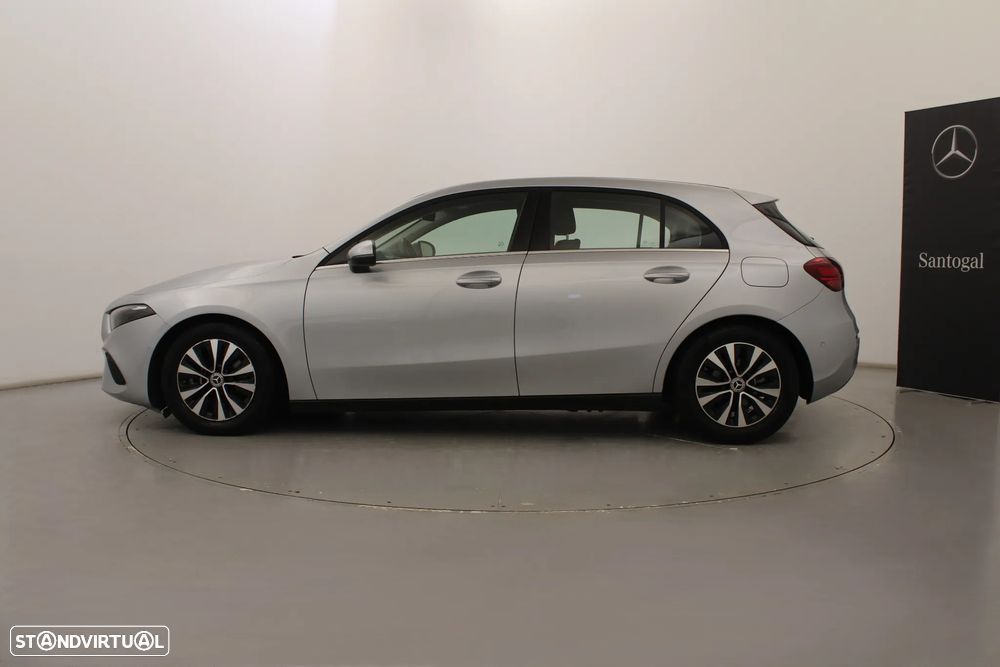 Mercedes-Benz A 200 Standard - 12