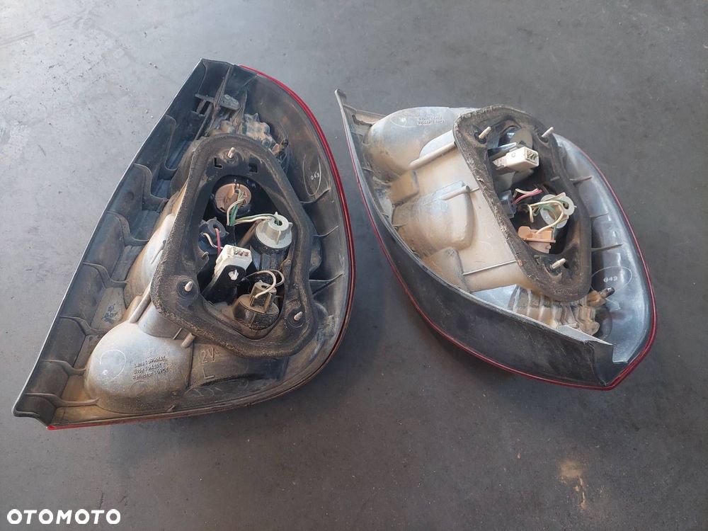 KOMPLETNY TYŁ KLAPA ZDERZAK LAMPY TOYOTA COROLLA E11 LIFT HB 3D 205 - 3