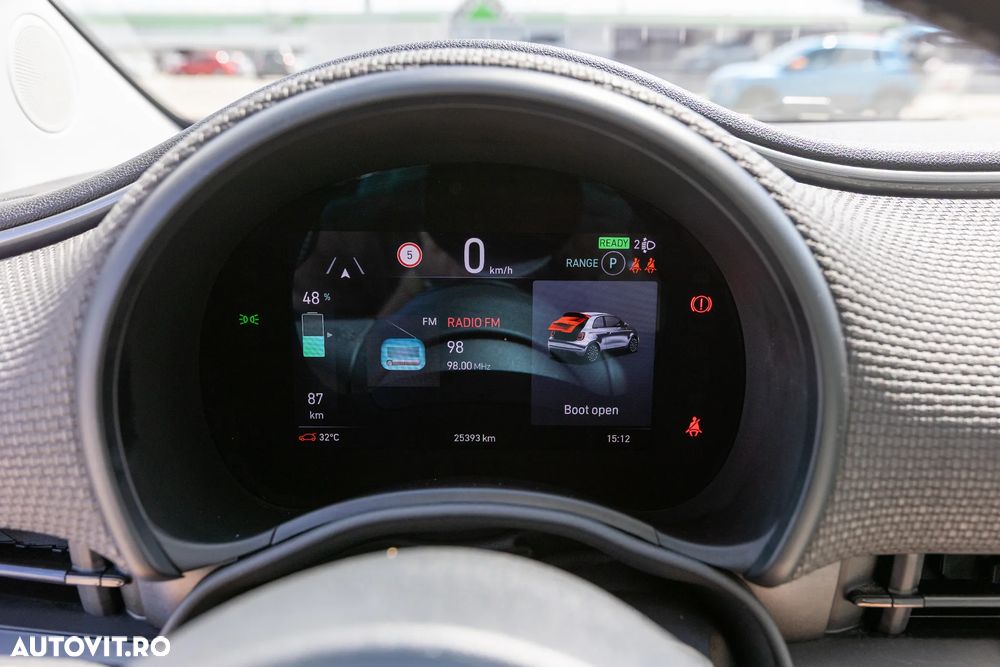 Fiat 500E La Prima - 13