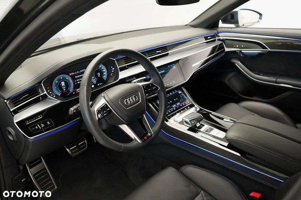 Audi A8 - 16