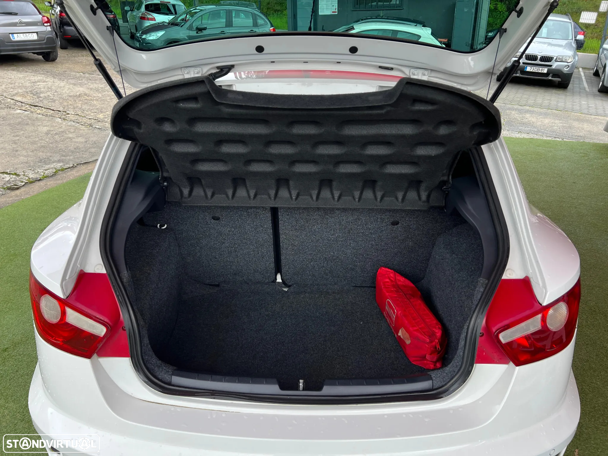 SEAT Ibiza - 8