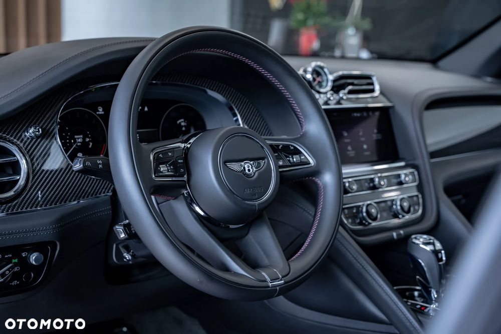 Bentley Bentayga Hybrid - 26