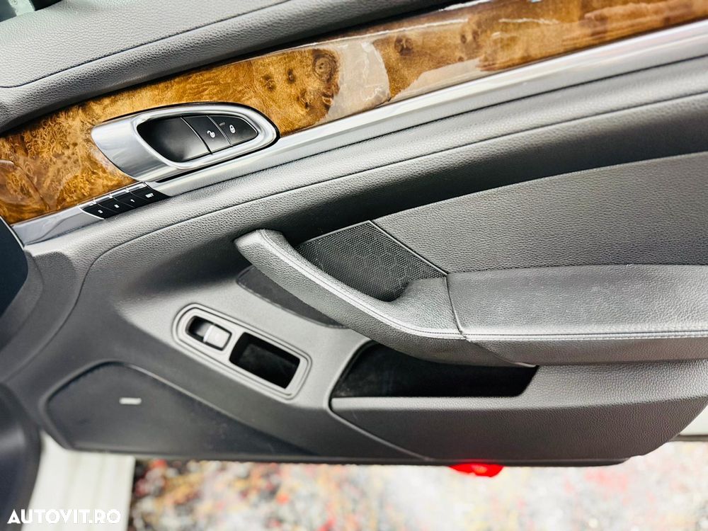 Porsche Panamera S E-Hybrid - 14