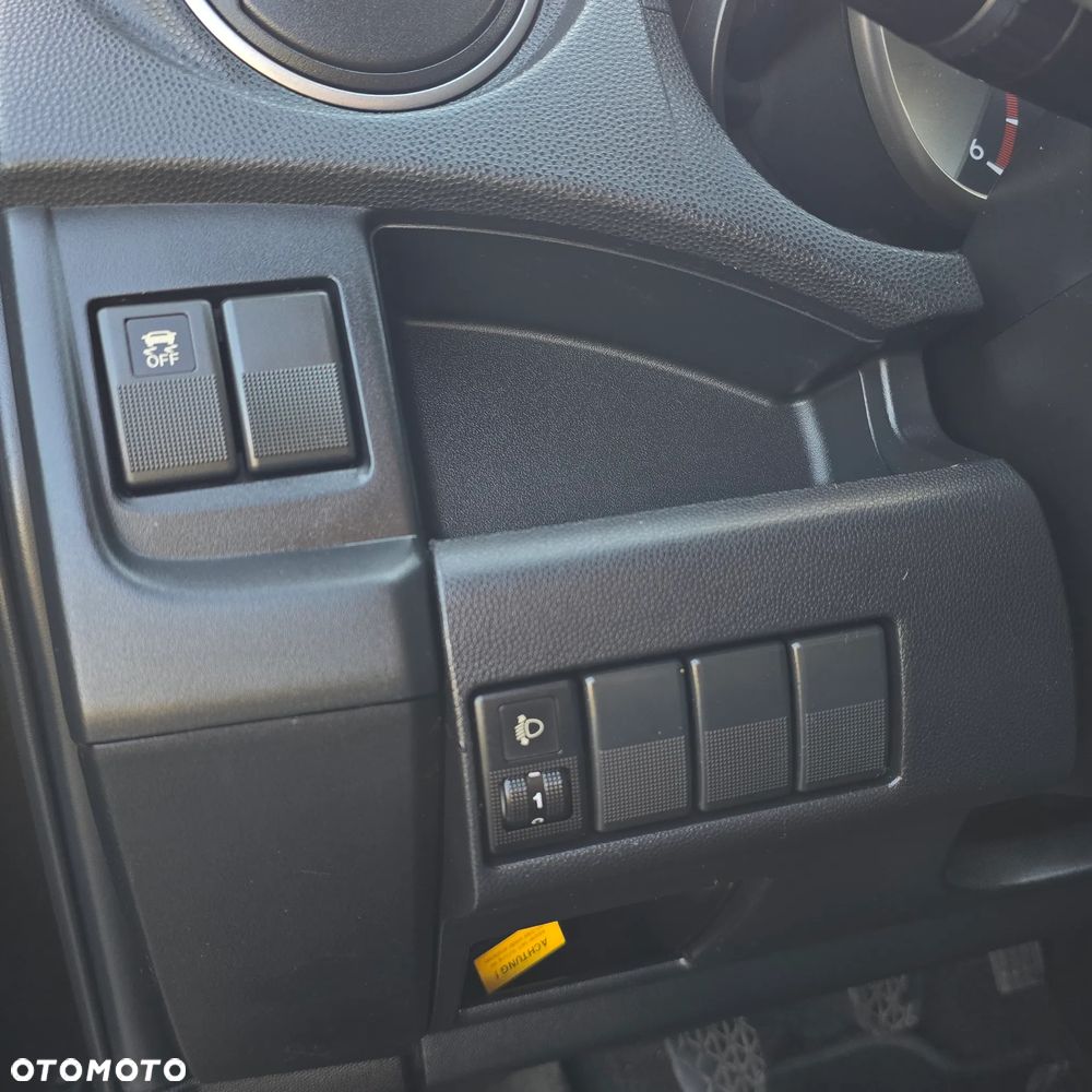 Mazda 5 1.6 CD Navi + - 33