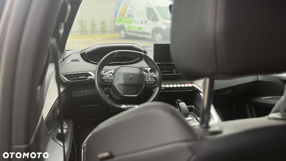 Peugeot 3008 1.6 PureTech HYbrid4 GT S&S EAT8 - 6